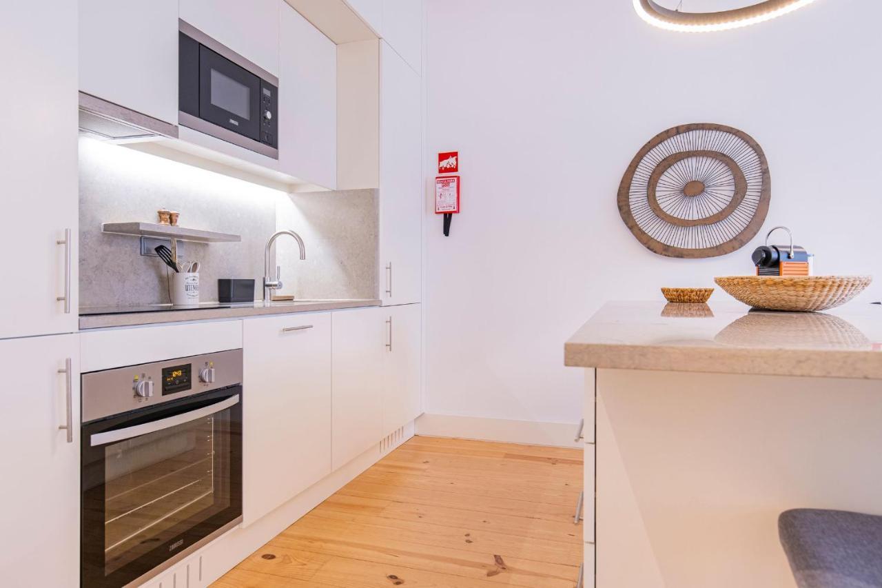 Modern Rustic Flat In Santos By Lovelystay Lisboa Exteriör bild
